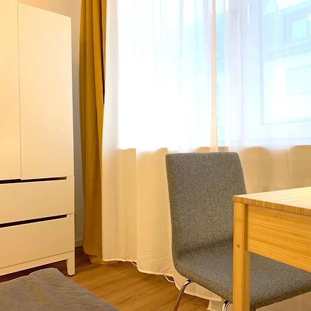 Apartment In Koeln / Cologne Mit Allem Drum Und Dran Экстерьер фото